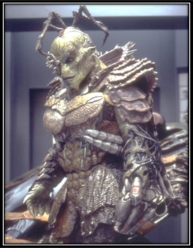 General Rothhar Sarris (personaje de ficción) - EcuRed