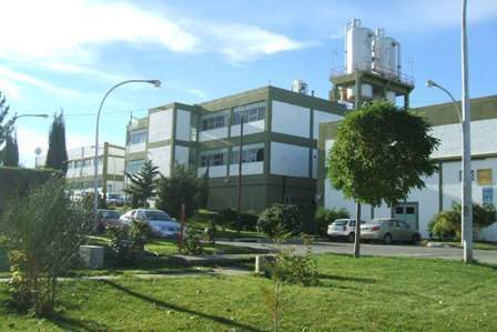 Archivo:Univers Nacional de la patagoni.jpg