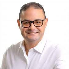 Oliver Nazario Brugal.jpg