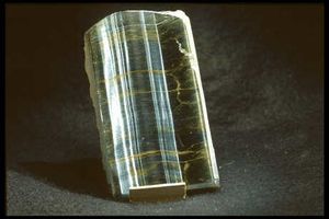 M60731998.jpg