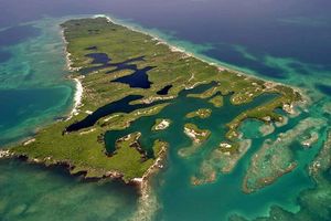 Archipiélago de San Bernardo.jpg