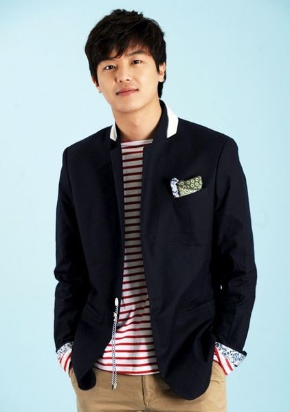 Archivo:Yun-Woo-Jin-9.jpg
