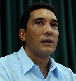 Ministro de Transporte insiste en calidad de operaciones aeroportuarias en Cuba