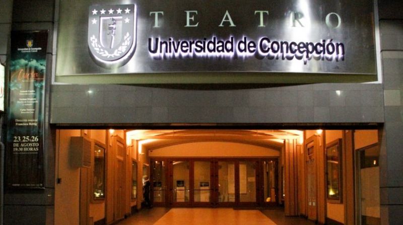 Archivo:Teatro Univ. de Concepcion7.jpg