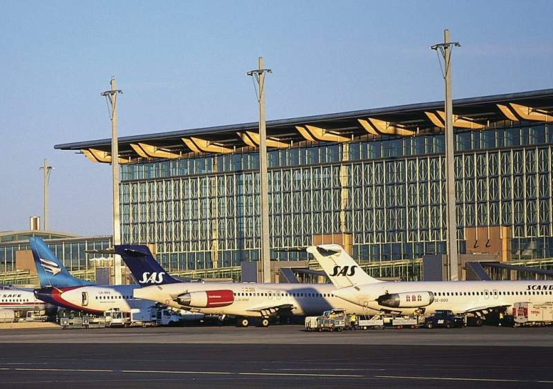 Archivo:Terminal aeropuerto oslo.jpg
