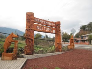 Bienvenida a Neltume.JPG