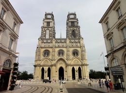 Cathédrale Sainte-Croix d'Orléans 1.JPG