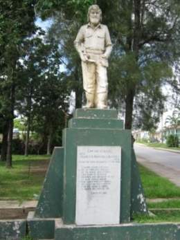 Monumento Juancito.jpg