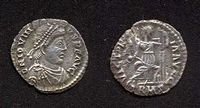 300px-Siliqua Jovinus-RSC 0004.jpg