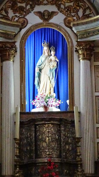 Archivo:La Virgen del Rosario.JPG