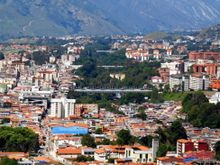 Vista de la ciuda de Mérida en los Andes venezolanos.jpg