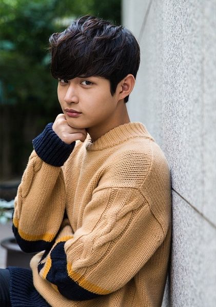 Archivo:Lee Seo Won.jpg