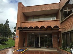 Universidad del Azuay.jpg