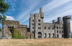 Castillo-de-Penrhyn-gales-.jpg