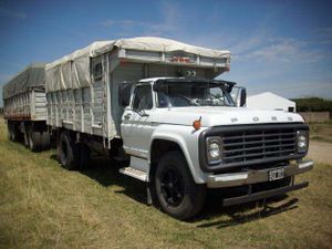 Ford-f7000.jpg