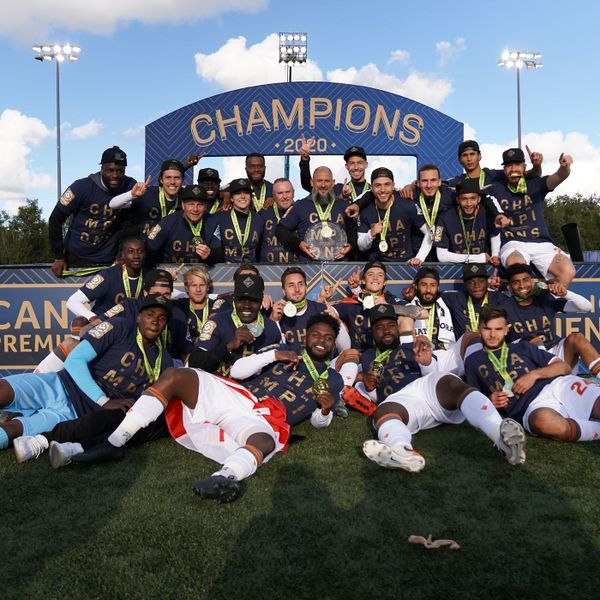Archivo:Forge FC Campeon 2020.jpg
