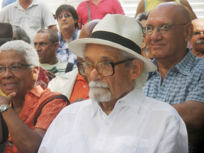 Archivo:Pablo Armando Fernandez-Sept 2014.JPG