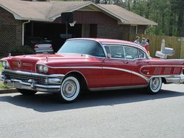 Buick limited 57-1.jpg
