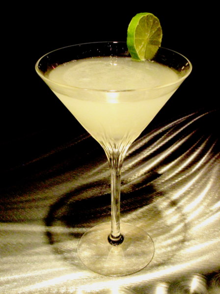 Archivo:Coctel-kamikaze.png