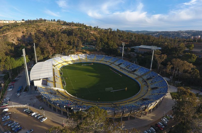 Archivo:Estadio Sausalito de Chile.jpg