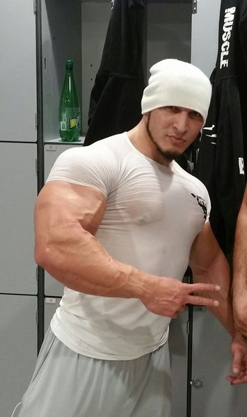 Archivo:Omar Riahi.jpg