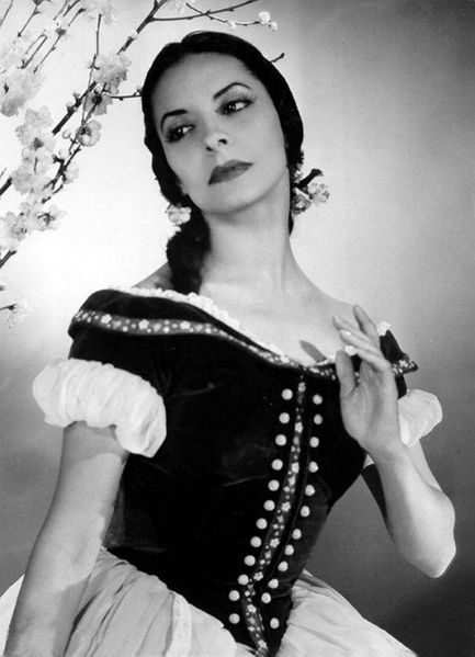 Archivo:Alicia Alonso, en Giselle.jpg