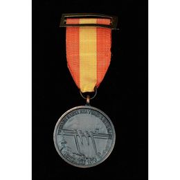 Medalla-de-la-inauguracion-de-la-presa-de-santa-ana-y-del-canal-de-enlace-noviembre-1970.jpg