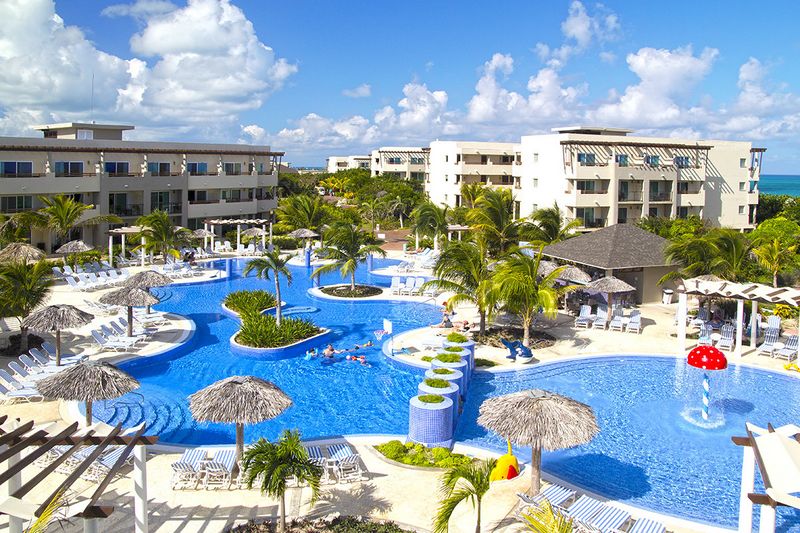 Archivo:Be Live Collection 007.jpg