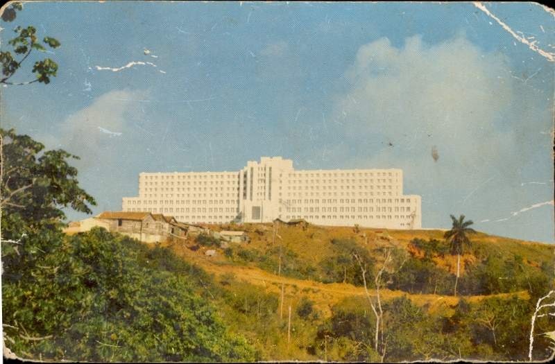Archivo:Sanatorio Topes de Collante.jpg