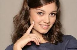 SOPHIE CHARLOTE.jpg