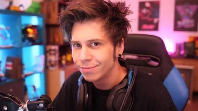 Archivo:Elrubius omg.jpeg
