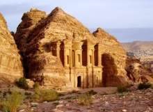 Petra.jpg