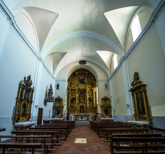 Archivo:Iglesia interior-jc11.jpg