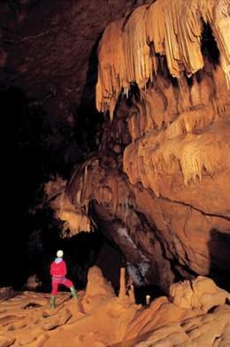 Cueva Mandukilo.jpg