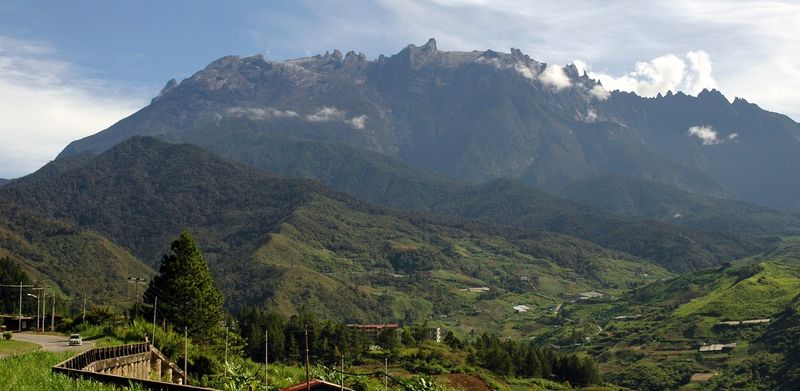 Archivo:Monte Kinabalu4.jpg