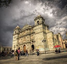 Catedral de Oaxaca (5753698372).jpg