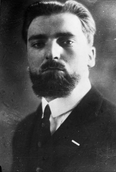 Archivo:Dino Grandi.jpg