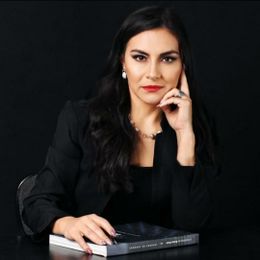 Verónica Abad.jpg