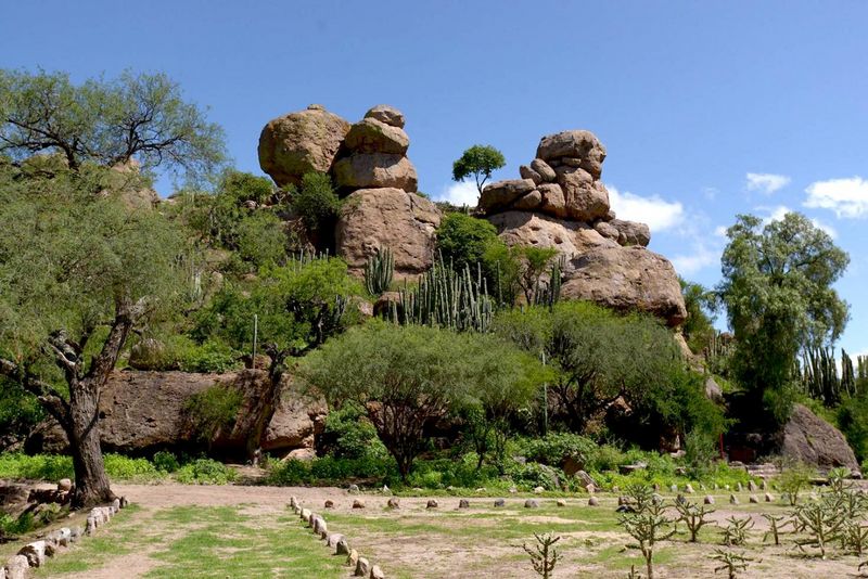 Archivo:Arroyo Seco sitioarqueologico.jpg