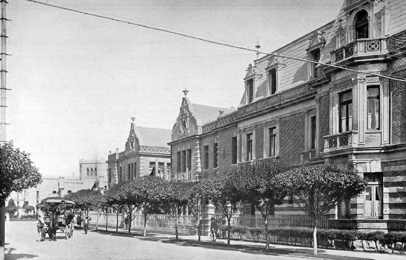 Archivo:Calledondesefilmóunafamiliadetantas.jpg