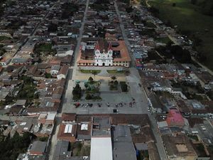 Panoramica de san jose e la montana antioquia.jpg