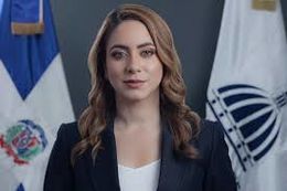 Gloria Reyes.jpg