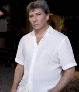 Juan-ferrara-es-guillermo-en-mar-de-amor-300x350.jpg