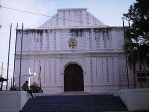 Iglesia de Nuestra Señora del Pilar.jpg