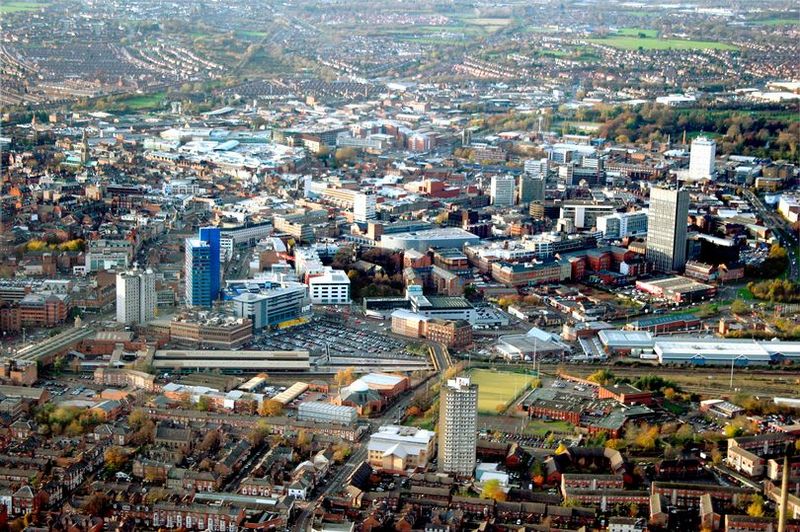 Archivo:Aerial-Leicester 2017.jpg