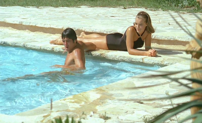 Archivo:La piscina-2.jpg