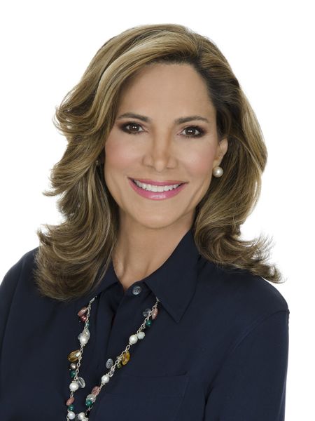 Archivo:1200px-Maria Elvira Salazar.jpg