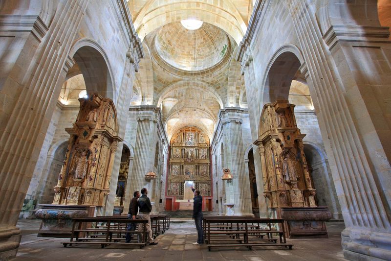 Archivo:Montederramo2.jpg