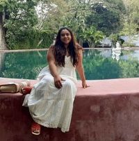 Poeta Kandy Isla.jpg