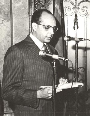 Raul Leon Torras.jpg